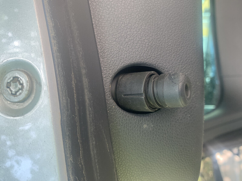 Ограничитель кришки багажника Peugeot 508  2011 универсал 2.0 Дизель Киев