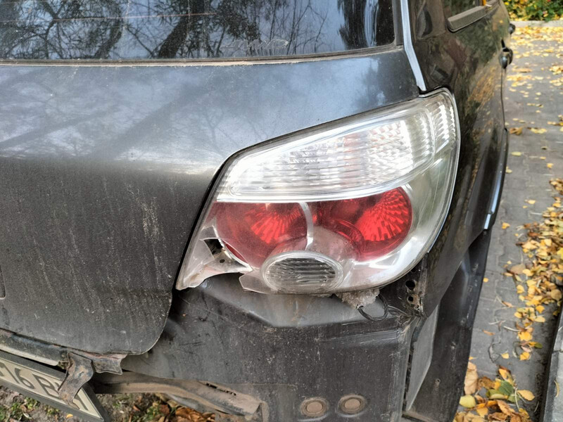 Задний правый фонарь и водительский стеклоподьемник Mitsubishi Outlander  2008 2.4 Бензин Сумы