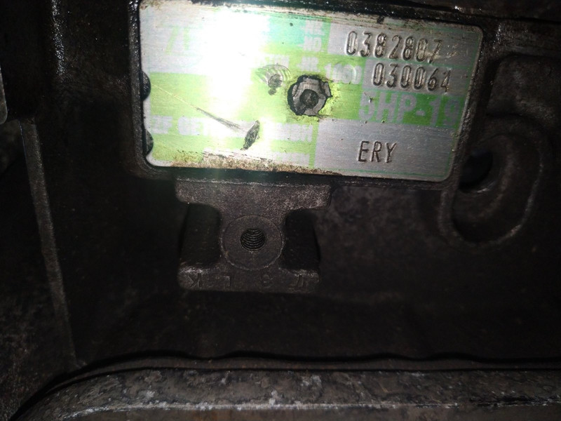 Кпп 5HP19   Audi A4, Audi A6, Audi A6 allroad quattro, Audi A8, BMW 3 Series, BMW 5 Series, Skoda Superb, Volkswagen Passat, Volkswagen Passat CC, Volkswagen T5 (Transporter)