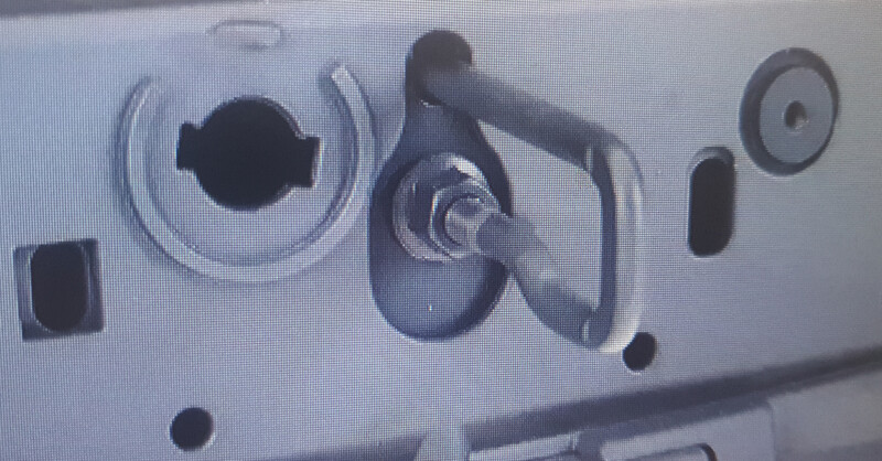 Скоба капота BMW i3 хэтчбек 2021 г.  Киев