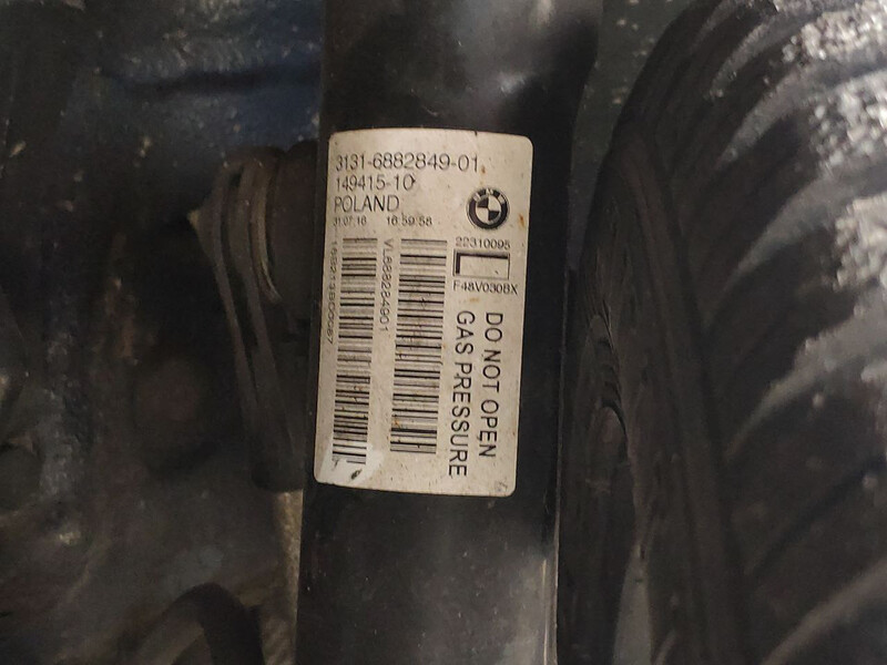 Стойка передняя BMW X1  2016 2.0 Бензин Винница