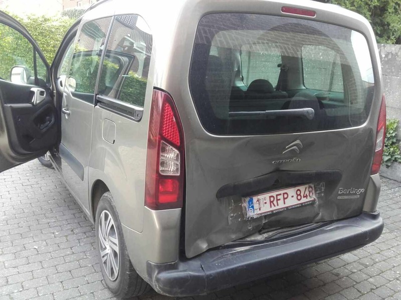 Задняя ляда Citroen Berlingo 2011 г.  1.6 л дизель Ровно