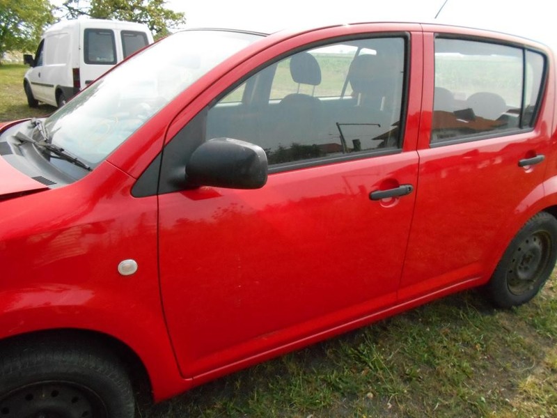 Повторювач повороту Daihatsu Sirion  2008 хетчбек 1.1 Бензин Київ