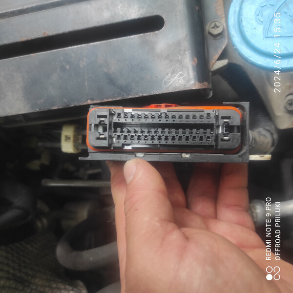 Штекер блока abs Suzuki Grand Vitara  2008 2.0 Бензин Прилуки