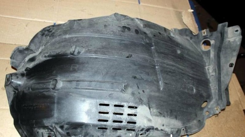 Передняя часть переднего левого подкрылка Infiniti FX 35 2006 3.5 Бензин 