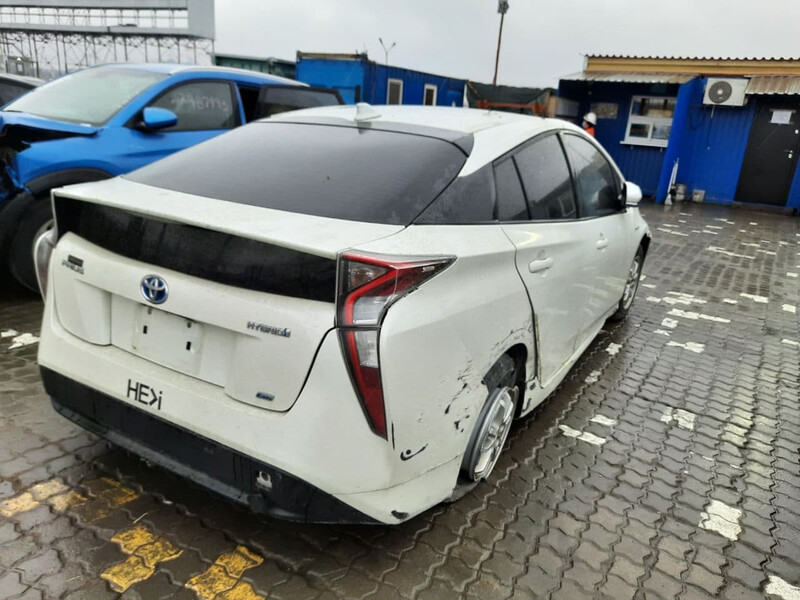 Крило заднє праве Toyota Prius 40  2016 хетчбек 1.8 Дизель 
