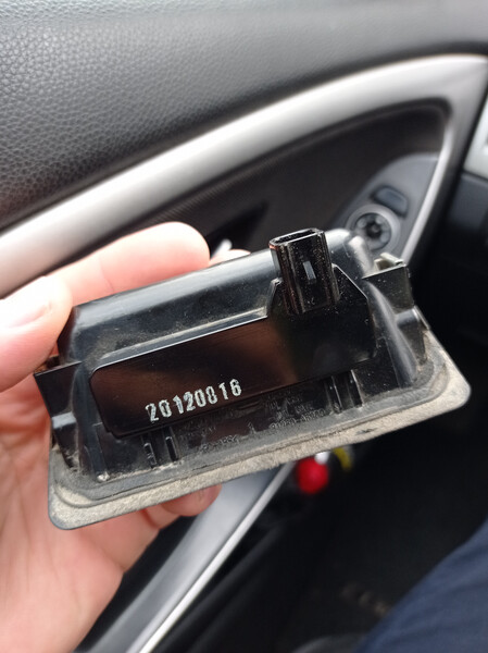 Кнопка открытия багажника Hyundai i30  2013 универсал 1.6 Дизель Ужгород