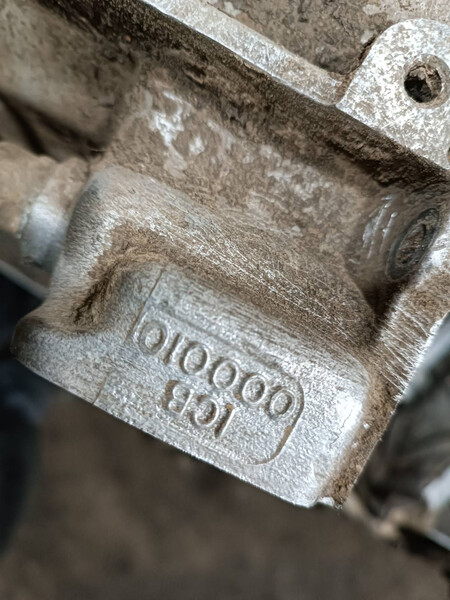 Роздатка Land Rover Discovery 2  2002 2.5 Дизель Подільськ