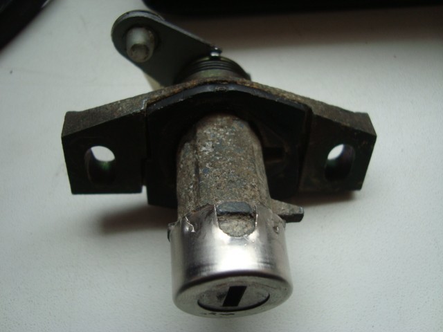 Замок двери Subaru Outback 454546546546 универсал 1998 г.  2.5 л бензин Запорожье