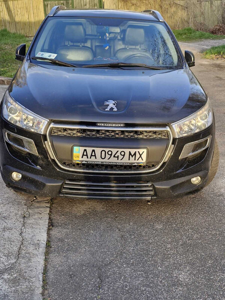 Бампер передній Peugeot 4008  1998 універсал 2.0 Бензин Фастів
