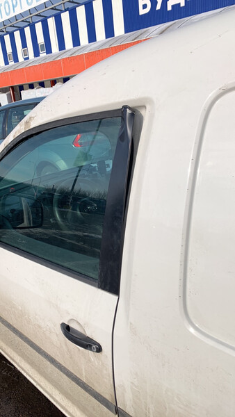 Накладка на двері Volkswagen Caddy 2011 г.  1.6 л дизель Ровно