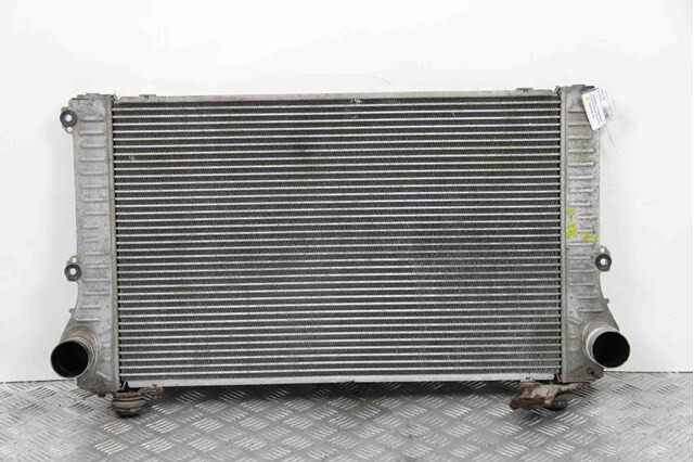 Радіатор інтеркулера 1794026020   Toyota RAV4