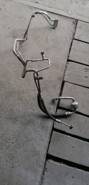 Трубка кондиціонер Ravon R2 хэтчбек 2013 г.  1.0 л бензин Киев