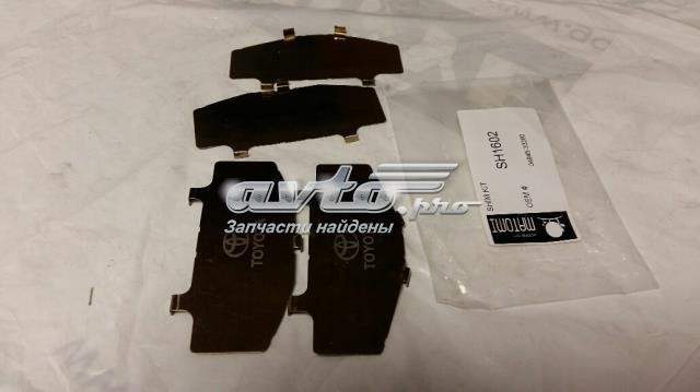 Пластины противоскрипные передних тормозных колодок Toyota Camry 40 2008 р.  3.5 л бензин Сміла