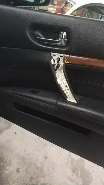 Ручка правой двери внутренняя под дерево Nissan Teana J31  2006 2.5 Бензин 