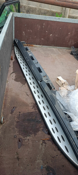 Порог подножка gls x166 Mercedes-Benz GLS-Class  2018 3.0 Бензин Київ