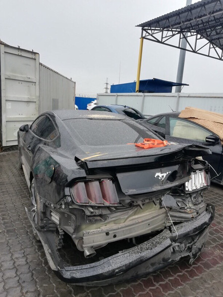 Стопы Ford Mustang  2016 2.3 Бензин Киев