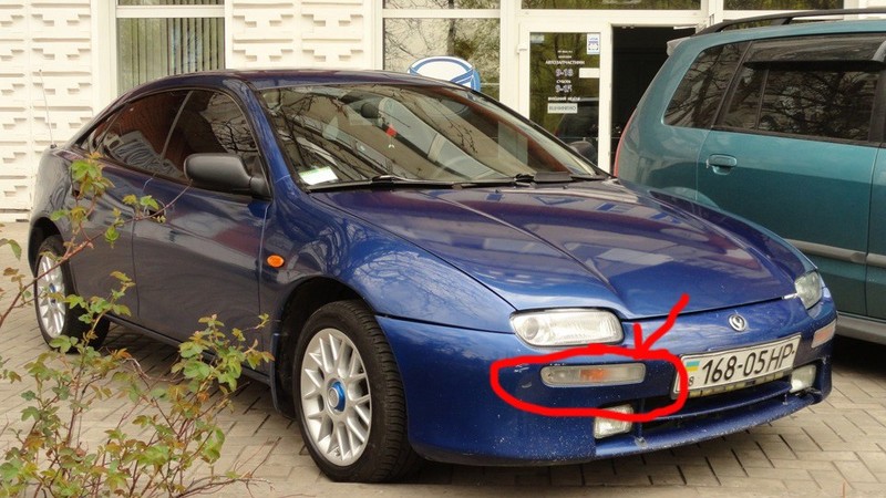 Фонарь указателя поворота Mazda 323  1997 1.5 Бензин Каменское