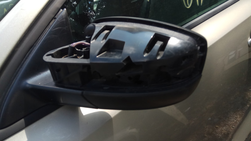 Корпус зеркала левого Volkswagen Jetta 6  2013 2.0 Бензин Киев