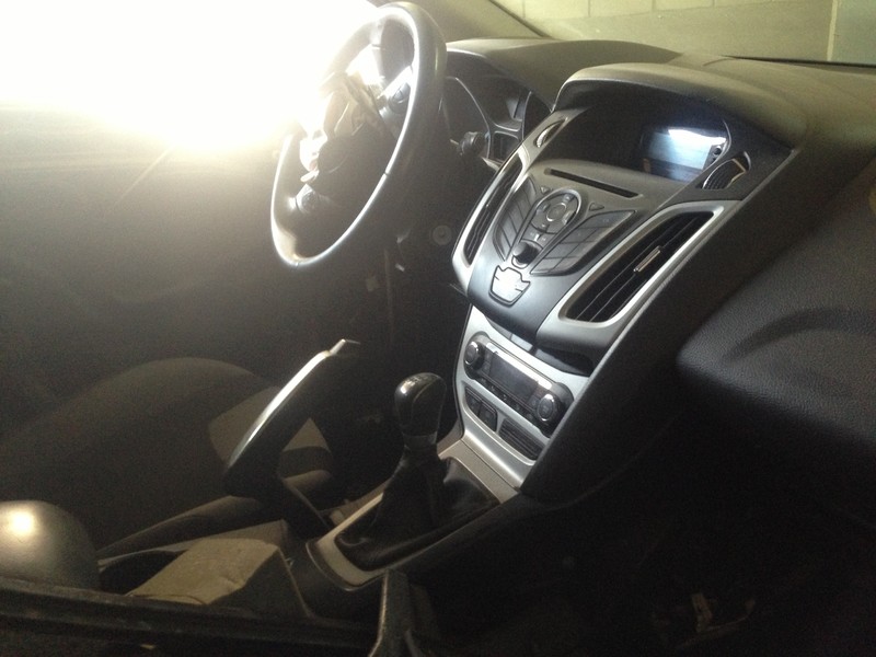Торпедо Ford Focus 3  2012 1.6 Бензин Херсон