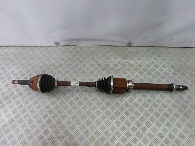 Полуось правая Nissan Juke f15 2011 хэтчбек 1.6 Бензин Васильков