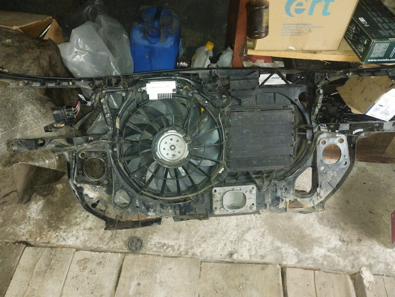 Передняя панель Audi A4 B6 2002 г.