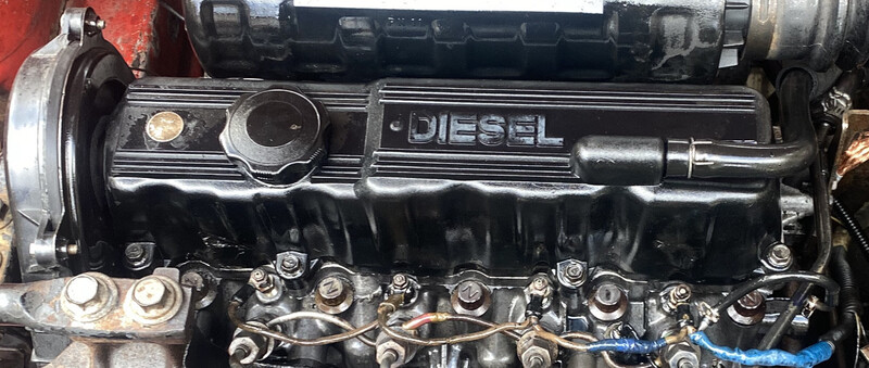 Крышка клапанов Mazda 323  1988 хэтчбек 1.7 Дизель Запорожье