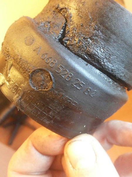 Патрубок турбины Mercedes-Benz Vario  1999 4.3 Дизель Киев