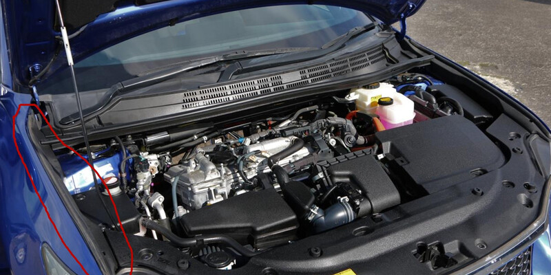 Уплотнитель капота правый Lexus CT хэтчбек 2016 г.  1.8 л бензин Киев