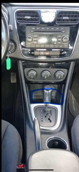 Коврик центральной консоли Chrysler 200 1 поколение 2012 2.4 Бензин Киев