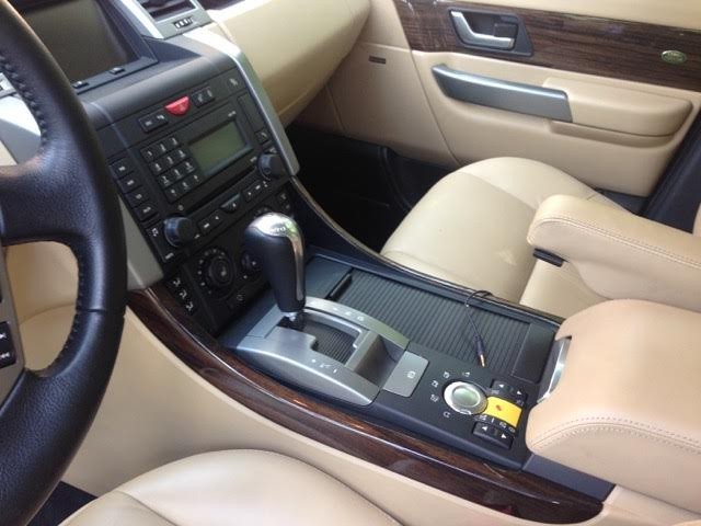 Декор салона Land Rover Range Rover Sport 320 2008 г.  2.7 л дизель Лубны