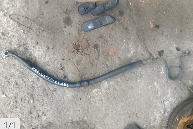 Напорный шланг гидроусилителя руля Audi A6  1997 универсал 2.5 Дизель Хмельницкий