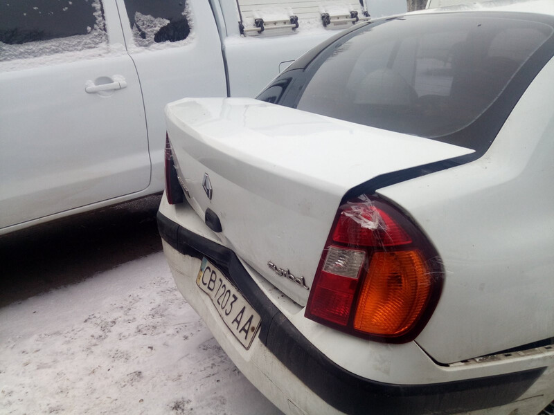 Крышка багажника Renault Clio 2 2002 1.6 Бензин Чернигов