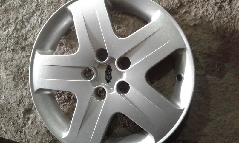 Колпаки на диски 4M511000GD   Ford C-Max, Ford Focus