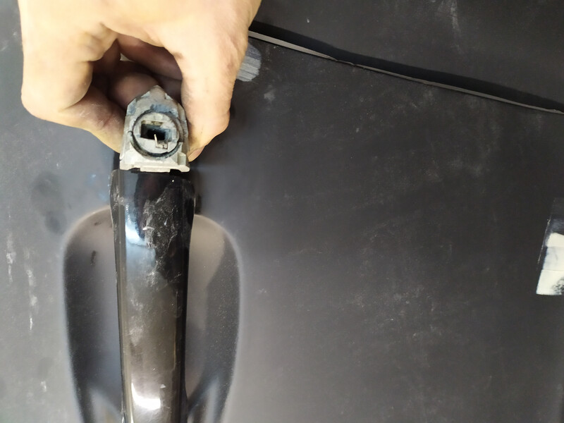 Ручка двери левая, водительская или просто концевик Peugeot 508  2012 1.6 Дизель Казатин