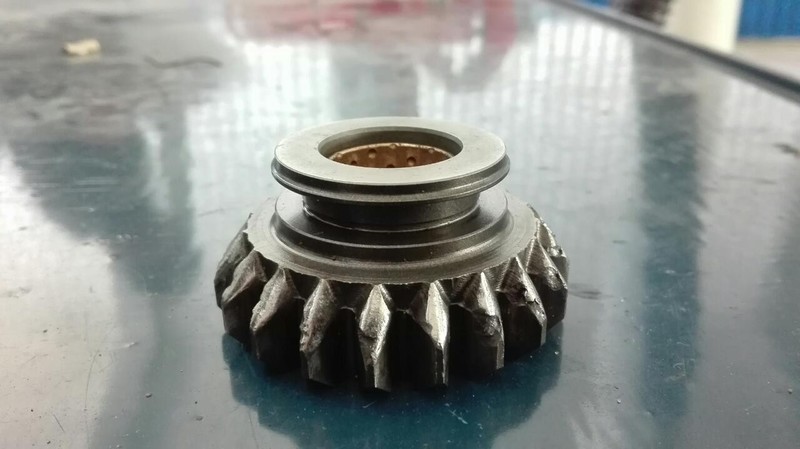 Шестерня заднего хода SSangYong Musso 1999 г.  2.9 л дизель Ровно