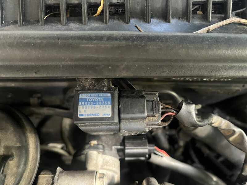 Датчик абсолютного тиску 89420-20250   Toyota Avensis, Toyota Carina, Toyota Carina E