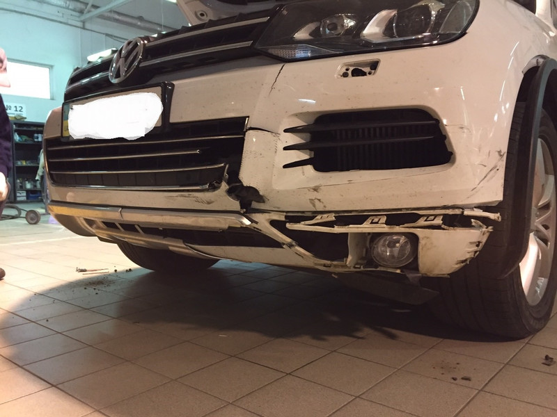 Телевізор Volkswagen Touareg 2013 р.  3.0 л дизель Новоукраїнка