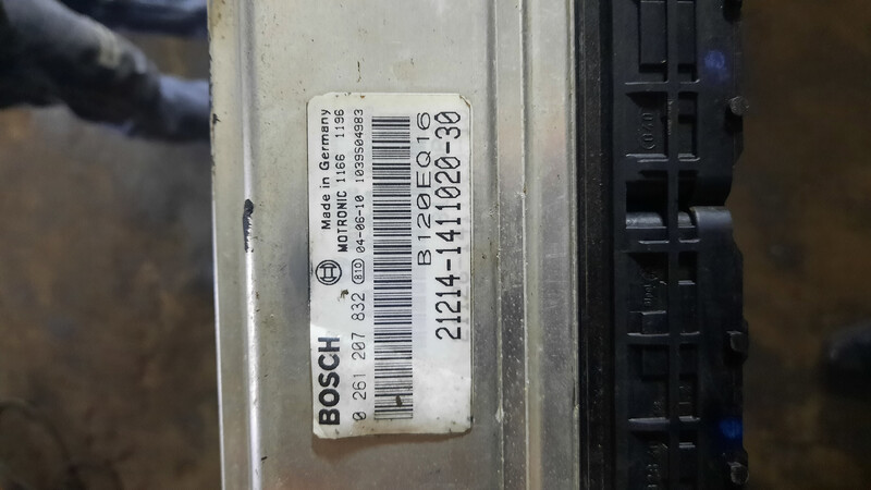 ЭБУ ВАЗ (Lada) 21214  2006 3.5 Бензин 