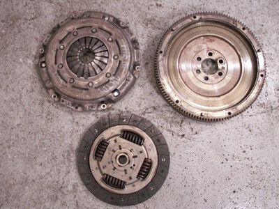 Диск сцепления Skoda Fabia 3 универсал 2015 г.  1.4 л дизель Ровно