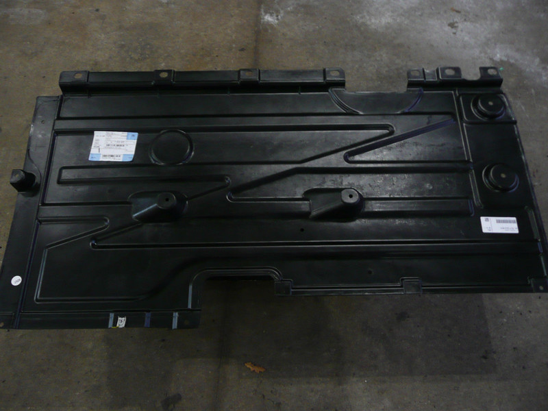 Защита днища кузова BMW X3 F25 2012 г.  2.0 л бензин Винница