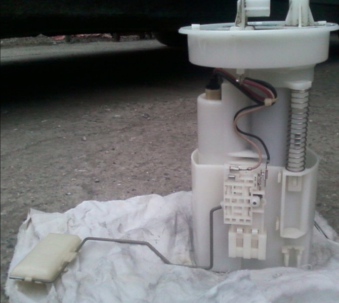 Датчик рівня палива Nissan Tiida C11  2007 1.6 Бензин 