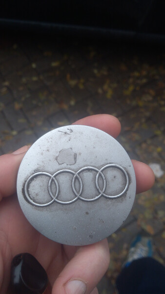 Колпаки на диски Audi A3 хэтчбек 2003 г.  2.0 л дизель Никополь