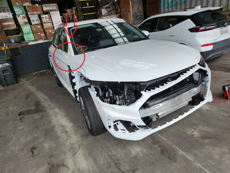 Зеркало правое Audi Q5  2023 2.0 Бензин Киев