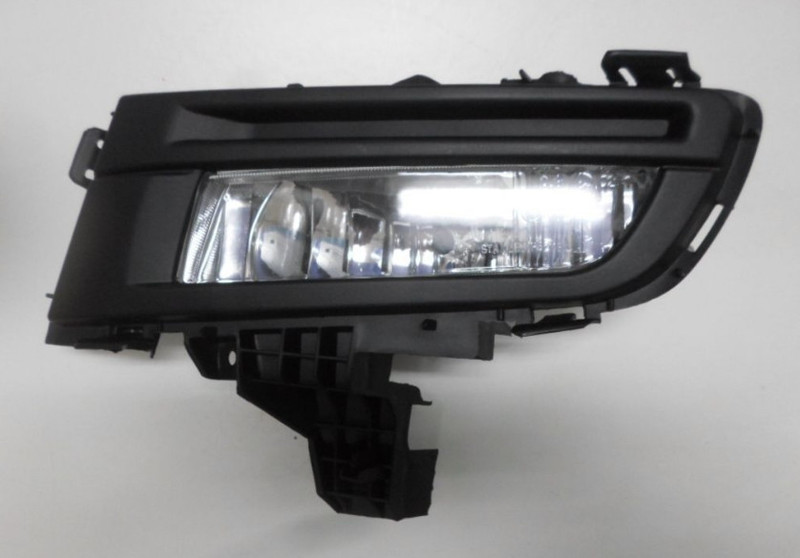 Противотуманка левая Mazda 3 BK  2008 2.0 Бензин Краматорск