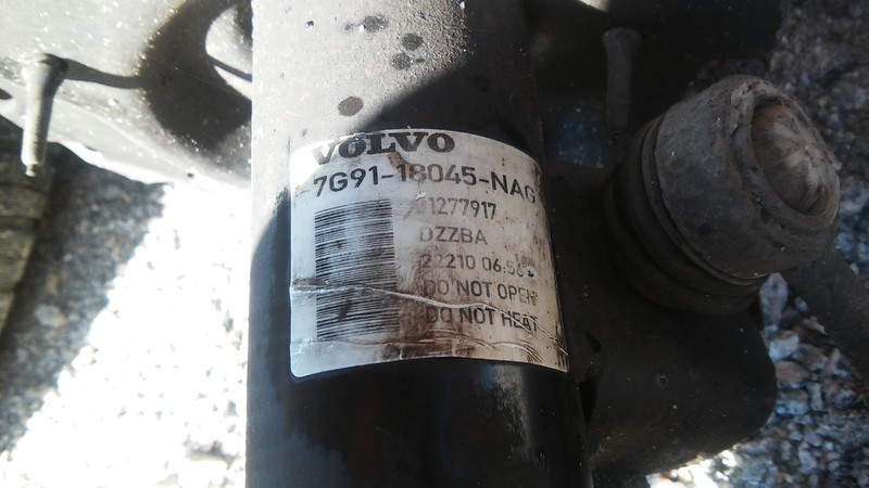 Передняя правая стойка 7G91-18045NAG   Volvo XC70