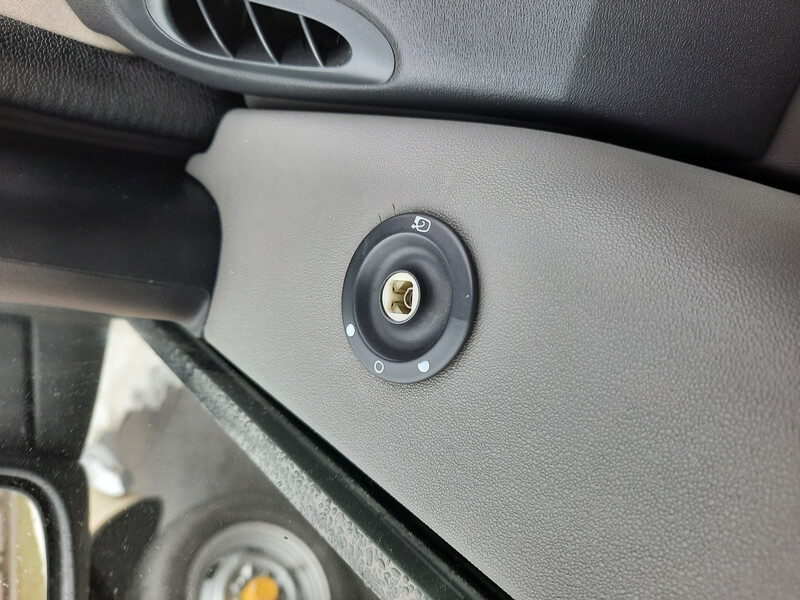 Электрорегулеровка зеркал Renault Grand Scenic 2  2008 універсал 1.9 Дизель 