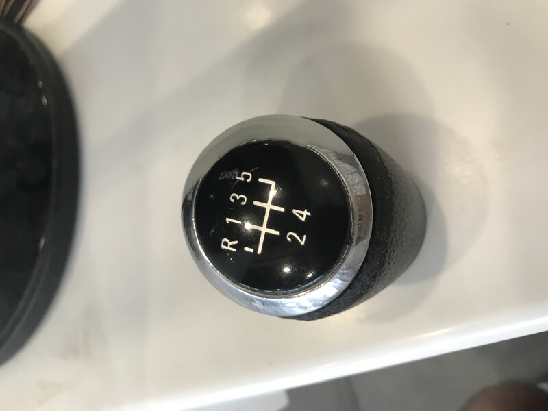 Важіль КПП Chevrolet Aveo  2011 хетчбек 1.4 Бензин 