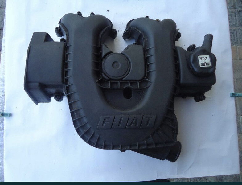 Крышка клапанов Fiat Doblo  2001 1.9 Дизель Запорожье