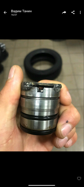 Сальник Renault Megane 2  2003 1.4 Бензин 